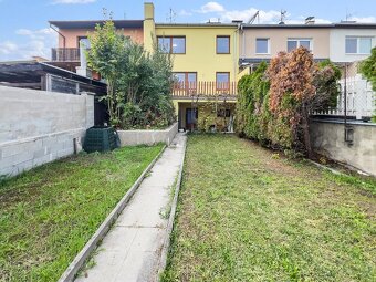 Pronájem luxusního domu 4+1, s balkónem a zahradou - Dobšice - 20