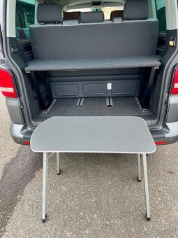 VW Multivan,T5, 2.0 TDI-103 KW, r.v.2011,7míst,Webasto. - 20