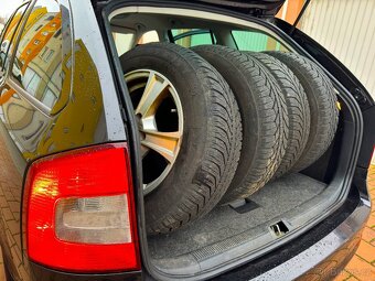 Škoda Octavia 2013 2.0 TDI 103kW Navigace, Výhřev, Senzory - 20