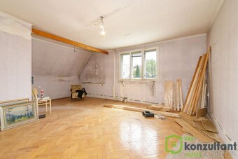 Rodinný dům 204 m2, pozemek 702 m2, oblast Kramolišov, ulice - 20