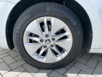 Škoda Octavia 4 Com. 2.0TDi ČR+1.maj. Car Play - 20