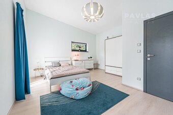 Rodinná rezidence v Novém Spolí – Luxus, prostor a wellness  - 20