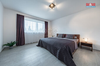Prodej rodinného domu, 220 m², Horoušany, ul. Diamantová - 20