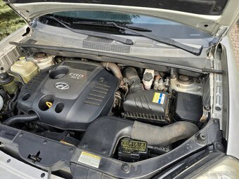 Hyundai Tucson 4x4 2.0 CRDi 103 KW-TAŽNÉ-KLIMA-2007-193 tkm - 20