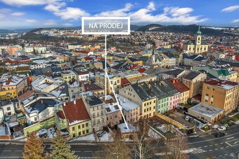 Luxusní mezonetový byt 5+1, vířívá vana a nebytový prostor,  - 20