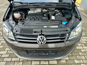 Volkswagen SHARAN 2.0 TDi DSG HIGHLINE LED NAVI KAMERA TAŽNÉ - 20