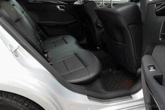 Mercedes-Benz Třídy E E 250 CDi AVANTGARDE - 20