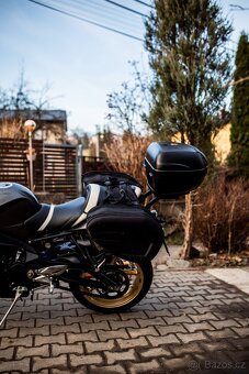Triumph Street Triple 675 R - 20