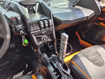 CAN-AM Maverick X3 X RC Turbo - 20