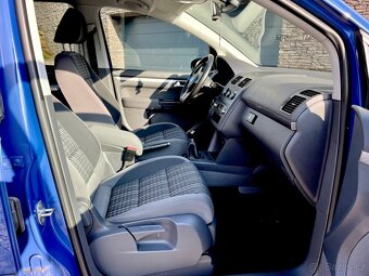 Volkswagen Touran 1.6 TDi Cross, výhřev, Bi-xenony, senzory - 20