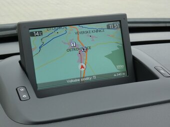 Peugeot 5008 2.0 HDI Allure, panorama - 20