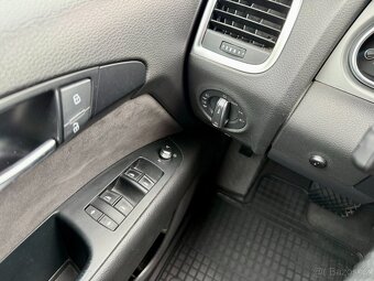Audi Q7 3,0 TDi 3x S-Line - 20