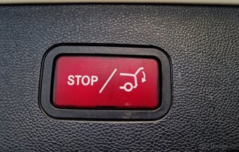 MB E250CDI 150KW 2014 4MATIC-LED-ZIMNÍ PNEU NAVI. PERF.STAV - 20