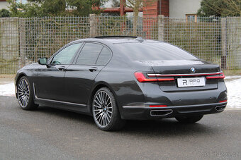 BMW 730d xDrive / ACC / HUD / 360° / VZDUCH / KEYLESS / 21" - 20