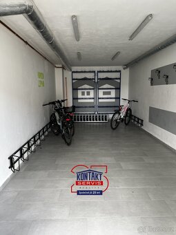 Nabízíme k prodeji zařízený mezonetový apartmán 2+kk, 73 m2  - 20