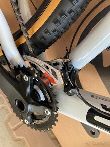 NOVÉ  jízdní MTB kolo Škoda - velikost M - 20