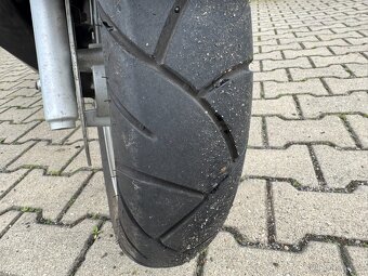 Suzuki Burgman 200G 13,5 KW MALÉ KM - 20