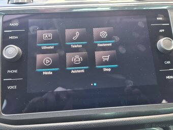VOLKSWAGEN TIGUAN 2,0 TDI DPH NAVI LED TEMPOMAT - 20