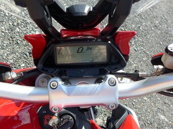 MV Agusta Stradale 800 - 20