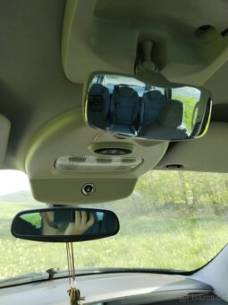 FIAT ULYSSE 2,2JTD 07/2005 NAJETO 172000km, 94kW - 20