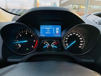 Ford Kuga 2.0TDCi 4x4 AUT 120KW VÝHŘEV KAMERA LED SERVISKA - 20