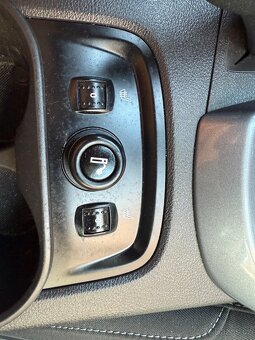 FORD FOCUS ST-LINE  1.6 16V  110 KW  KAMERA NAVI - 20