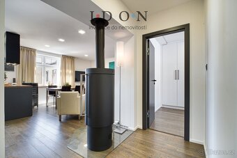 Luxusní byt 3+kk, celková plocha 75m2, osobní vlastnictví, t - 20