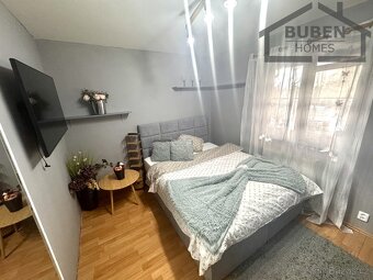 Dva rodinné domy se zahradním domkem a zahradou 903 m2, Mari - 20