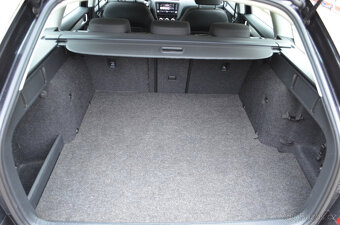 PRODÁM ŠKODA OCTAVIA 1.5TSI DSG CNG COMBI 2021 - 20