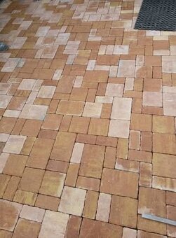 Dlaždičské a výkopové práce Olomoucký a Zlínský kraj - 20