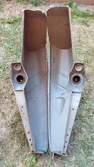 Nepoužité zadní podběhy - původní ČSSR výroba. ŠKODA 110R - 20