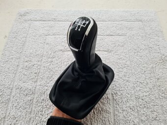 Radiaca páka pre ŠKODA FABIA 1 / 2 - 20