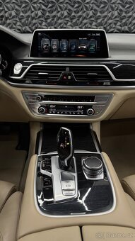 BMW 740d xDrive,G11,M paket,ČR,TOP STAV,aktivní výfuk - 20