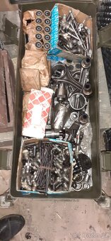 Náhradní díly - 20