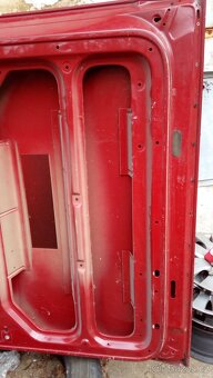 VW T5 Multivan, transportér  - páté dveře , víko kufru - 20