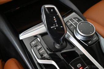 BMW Řada 5 3,0 530d 210 kW Steptronic - 20