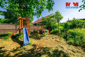 Prodej rodinného domu, 180 m², Lesná - 20