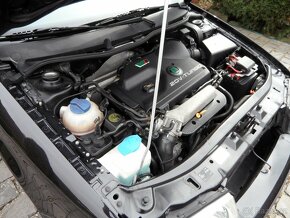 Škoda Octavia Combi RS 1,8Turbo sběratelský stav - 20