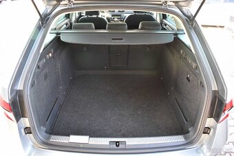 Škoda Superb 2.0 TDI 110 kW TAŽNÉ CANTON ČR - 20