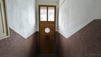 Prvorepubliková vila s třemi bytovými jednotkami, Lovosice,  - 20