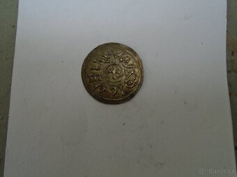 ODZNAKY MINCE A VYZNAMENANÍ - 20