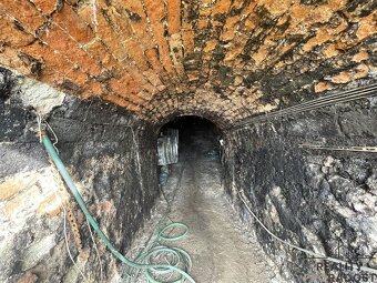 Prodej vinného sklepa s pozemkem (663 m2) ve Valticích-čás - 20
