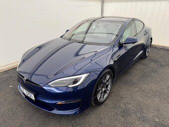 Tesla Model S, 500kw USA bily interiér - 20