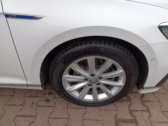VW Passat B8 GTE 1.4 eTSI 160kW DSG R-Line Webasto Matrix - 20