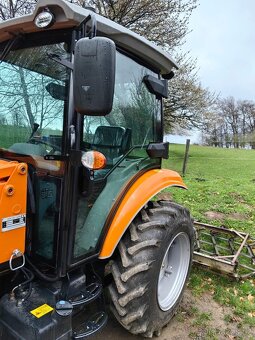 Traktor TIGER 704 - 20