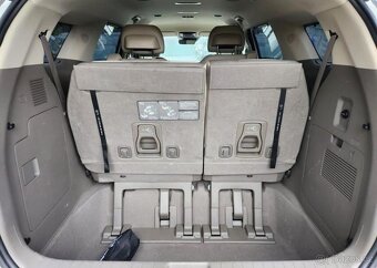 Kia Carnival 2.2-7míst-SIGNATURE - 20