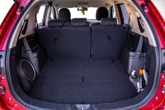 Mitsubishi Outlander 2.2DI-D 7-miestne Intense+ A/T - 20