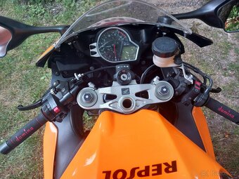Honda CBR 1000RR REPSOL - 20