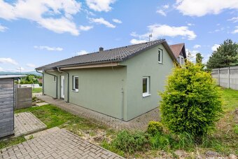 Prodej rodinného domu 94 m2, pozemek 1.027 m2 - 20