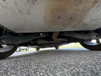 VW Touran 1,4 TSi 110kw  3x R-Line,DSG 7 miestny - 20